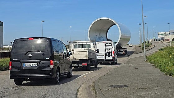 El Puerto de Avilés diseña un proyecto para sumar un tercer carril desde el PEPA al muelle de Valliniello