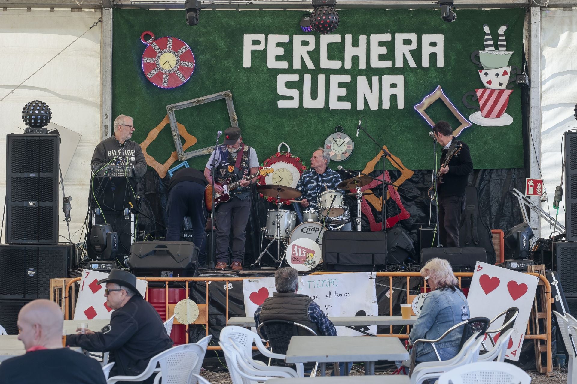 Orquestas, sesión vermú y comida en la calle: el programa de las fiestas de Perchera en Gijón
