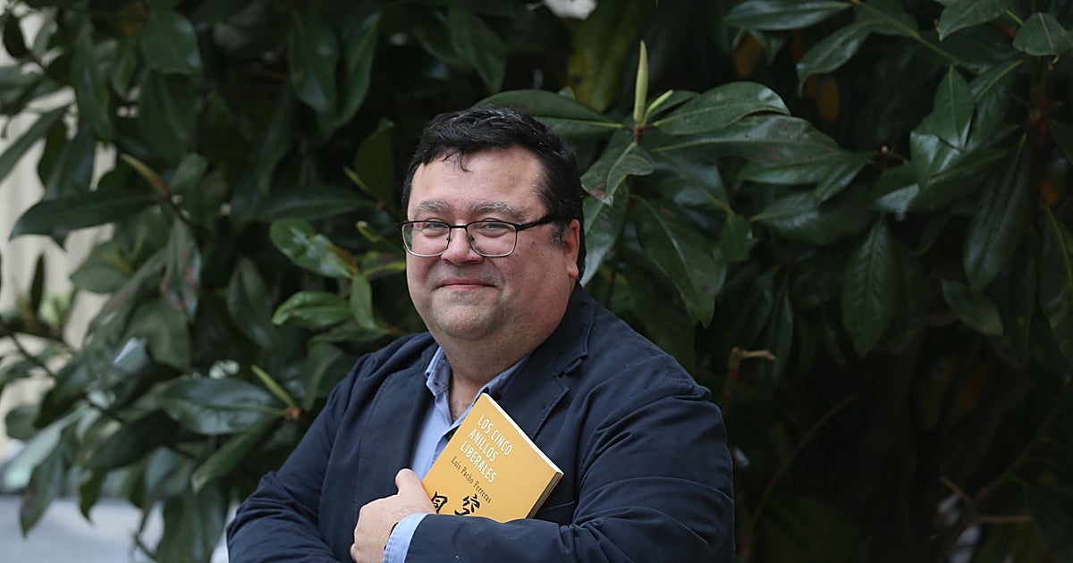 Luis Pacho, exconcejal de Oviedo: «Cuando el PP se dice liberal y abraza a Vox, queda en evidencia»