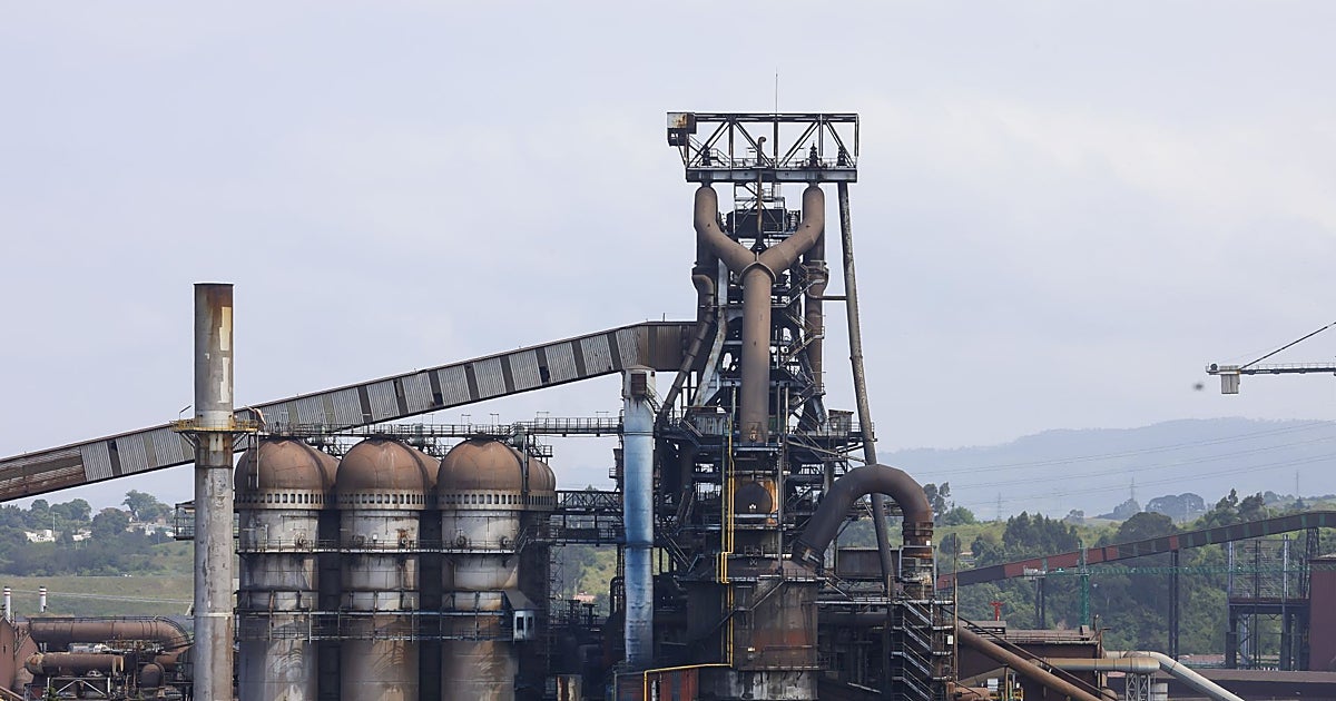 La industria asturiana agudiza su crisis y encadena seis meses de caída de la producción