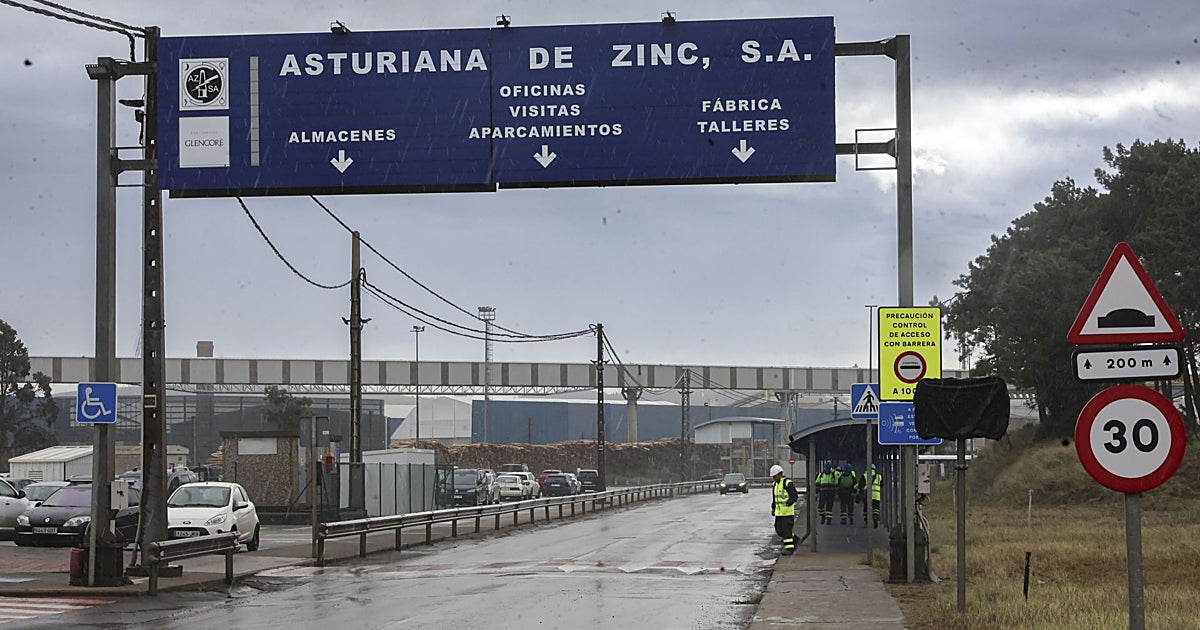 Comisiones Obreras convoca en solitario huelga en Asturiana de Zinc