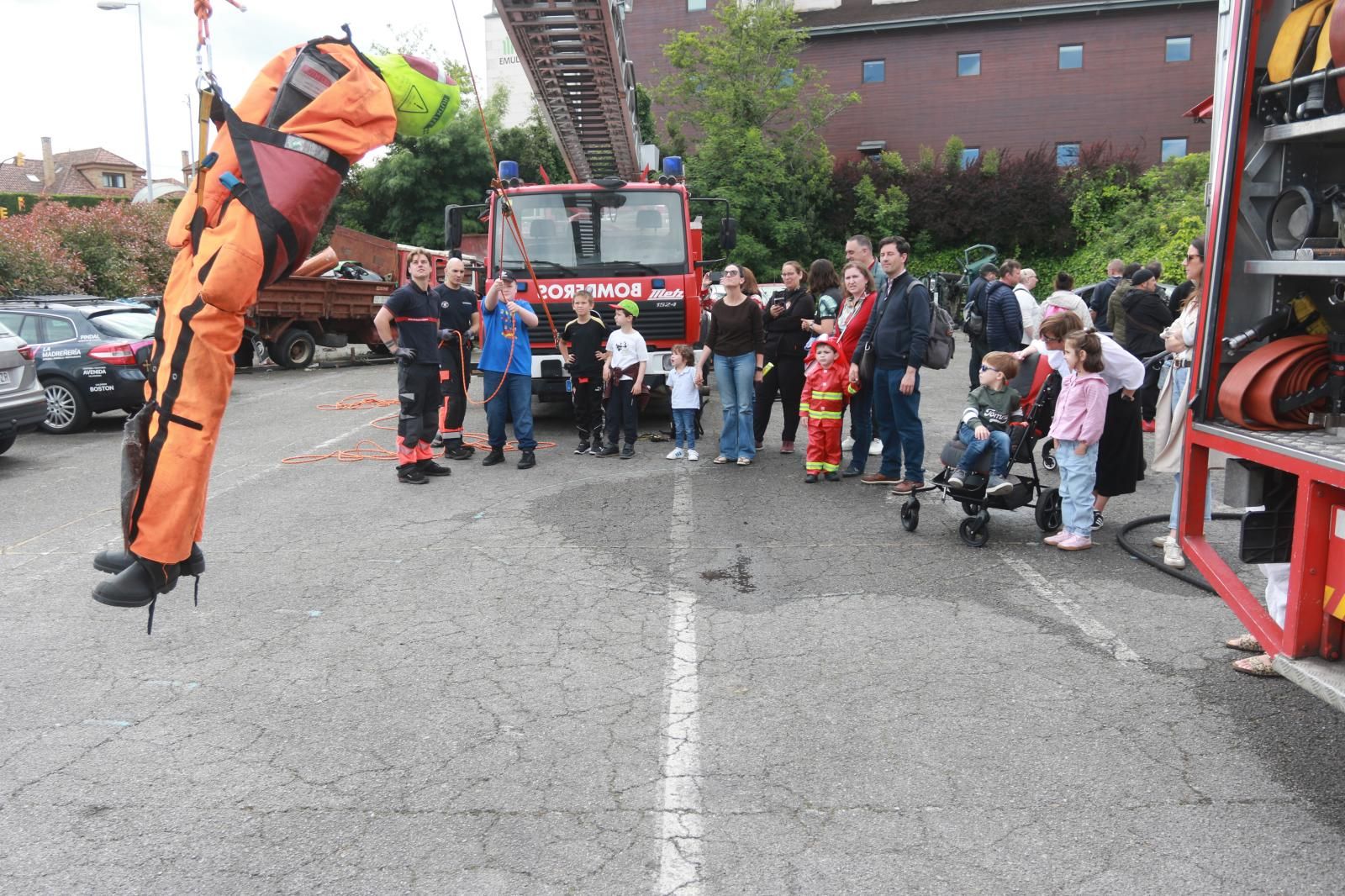 Bomberos por un día en Gijón