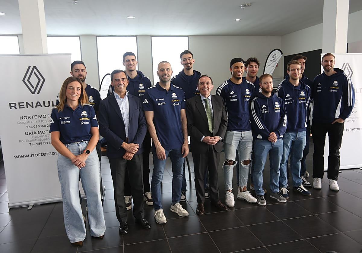 Javi Rodríguez, entrenador del Alimerka Oviedo Baloncesto: «Estamos preparados, el equipo se encuentra en su mejor momento»