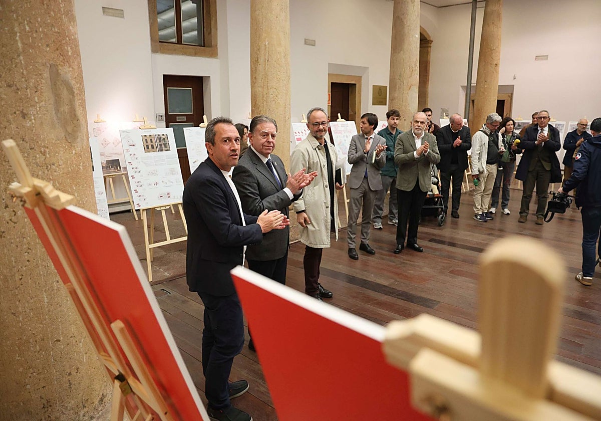 El consejero Zapico agradece la «actitud» de Oviedo en política de vivienda frente a la de Gijón
