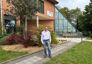 Juan Manuel Castaño Súarez, coordinador de las Jornadas del Orgullo Rural del IES Concejo de Tineo.