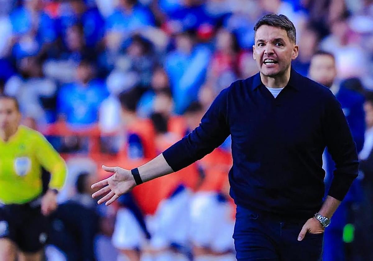 El Sporting acerca posturas para el fichaje de Nicolás Larcamón
