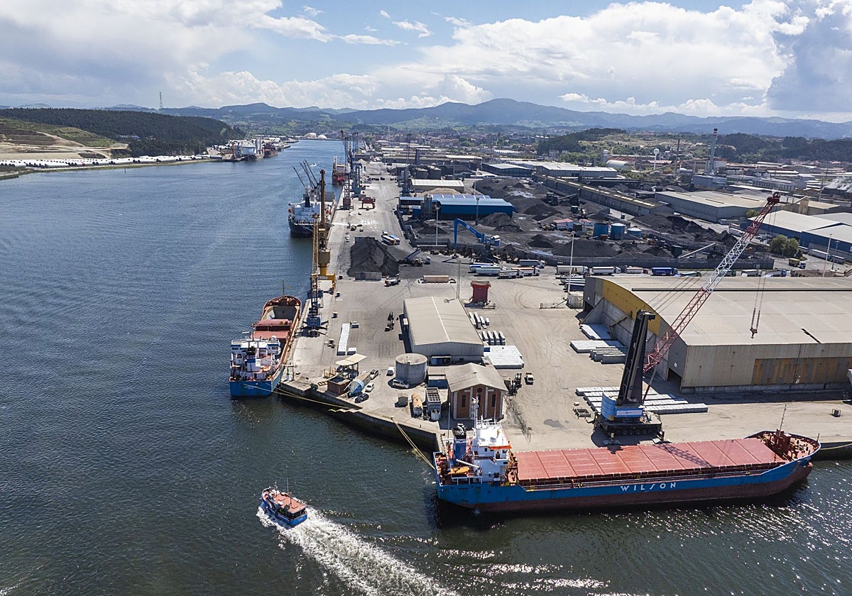 El puerto de Avilés aprueba las cuentas de 2025 con un beneficio de 3,4 millones