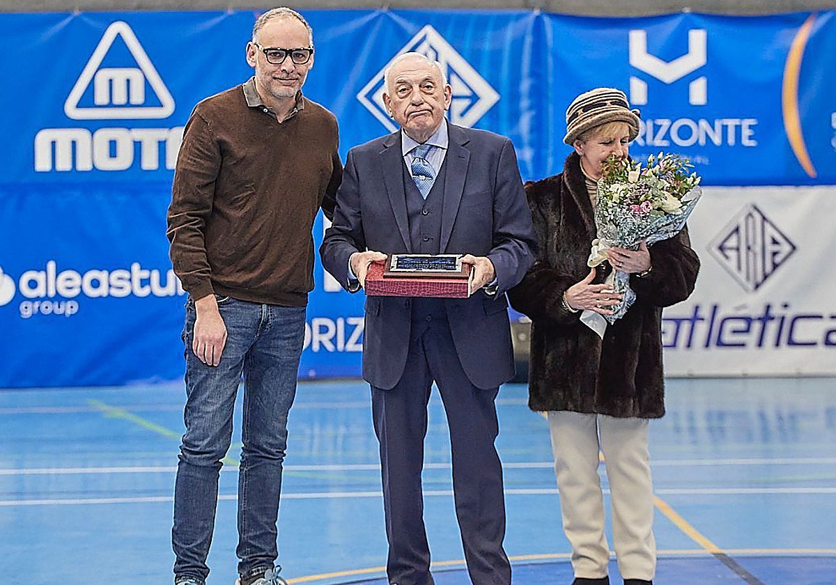 La Atlética Avilesina ficha a Manolo de la Cámara para gestionar el balonmano femenino