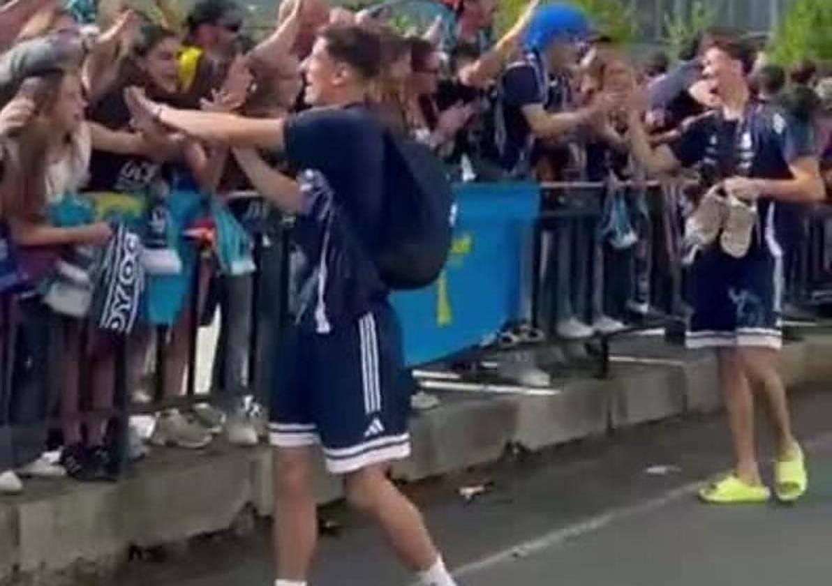 La afición carbayona se vuelca con el Alimerka Oviedo Baloncesto