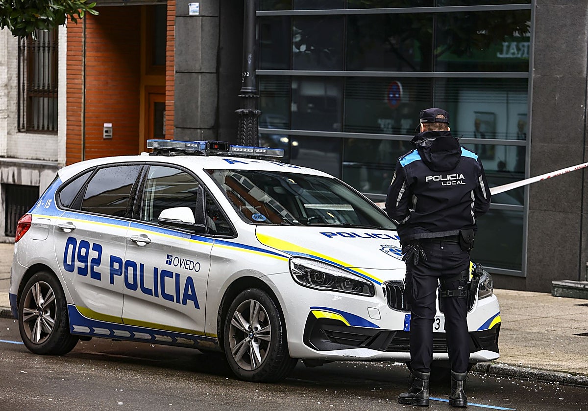 Detenida una edil de IU de Grado por un altercado con la Pol