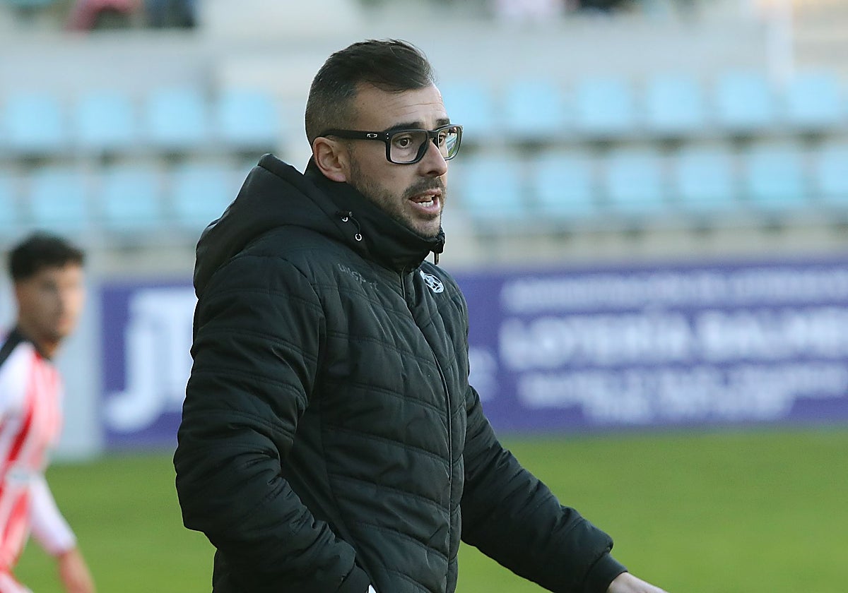 Semana clave para conocer al nuevo entrenador del Real Avilé