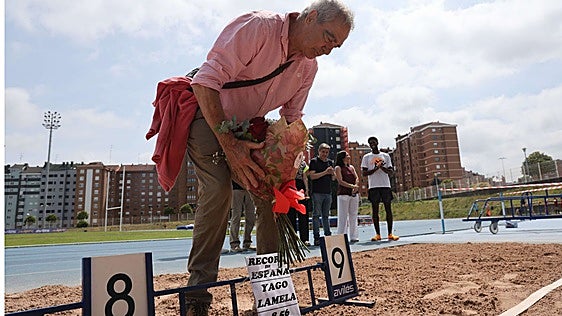 El saltador Lester Lescay ilusiona en el homenaje a Yago Lamela en Avilés