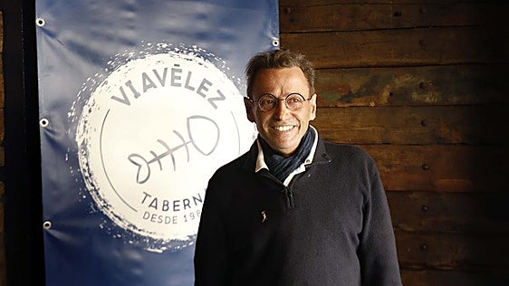Fallece Paco Ron, el cocinero que le dio una estrella a la Taberna de Viavélez