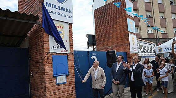 Luis Gallego, presidente del Marino de Luanco, ya es eterno en Miramar: «No pensé que me queríais tanto»