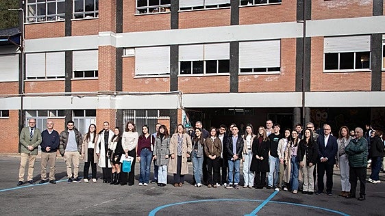 Ayudas para seguir estudiando: abierta la convocatoria de becas para universitarios de Tineo