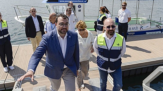Barbón se compromete a revisar las zonas tensionadas si no bajan los precios del alquiler