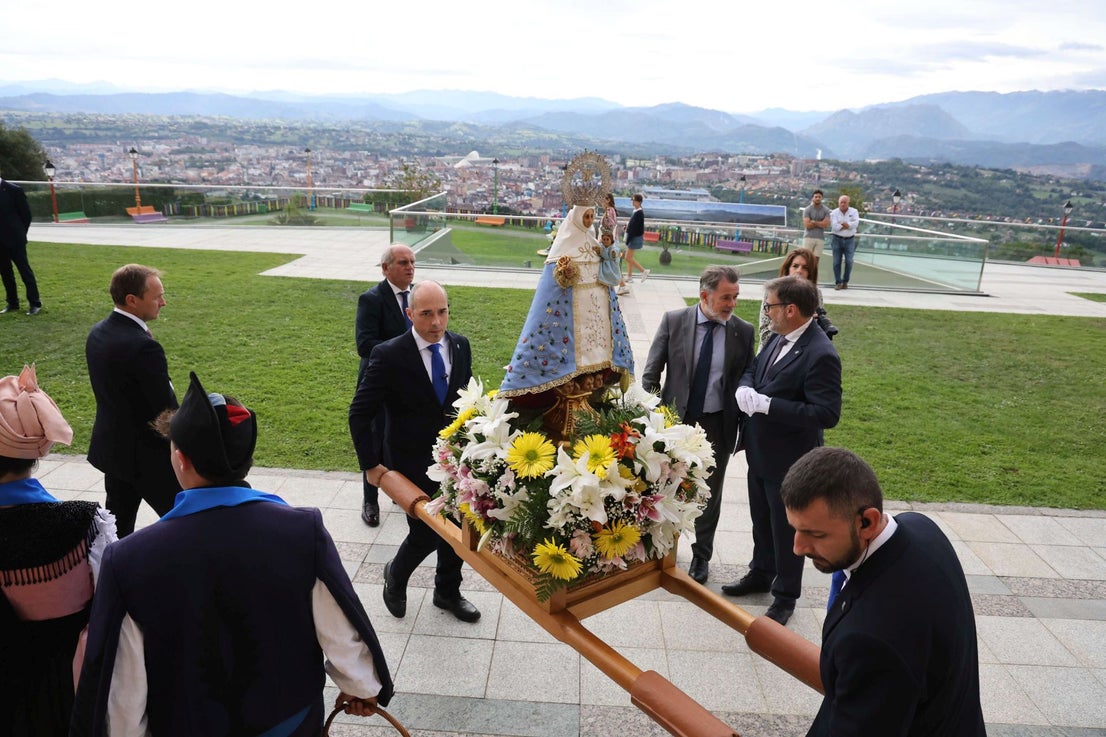 El Centro Asturiano de Oviedo pone el broche a unas «fiestas con mucha participación»