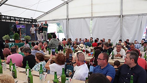 Villaviciosa presume de sus ganaderos y cultura rural