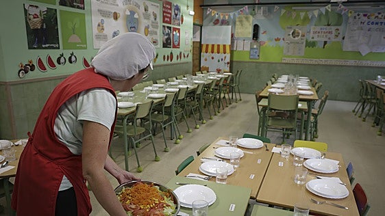 La empresa Ausolan se hará cargo de los comedores escolares de Gijón por 110 euros al mes más IVA