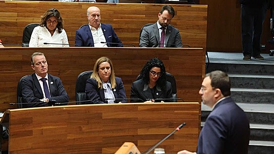 Barbón eleva las ayudas a la conciliación para familias: hasta 400 euros por un hijo, 800 por dos y 1.200 a partir de tres