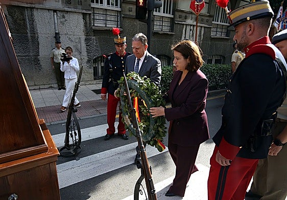 Oviedo homenajea al cabo Noval en el 117 aniversario de su gesta heroica