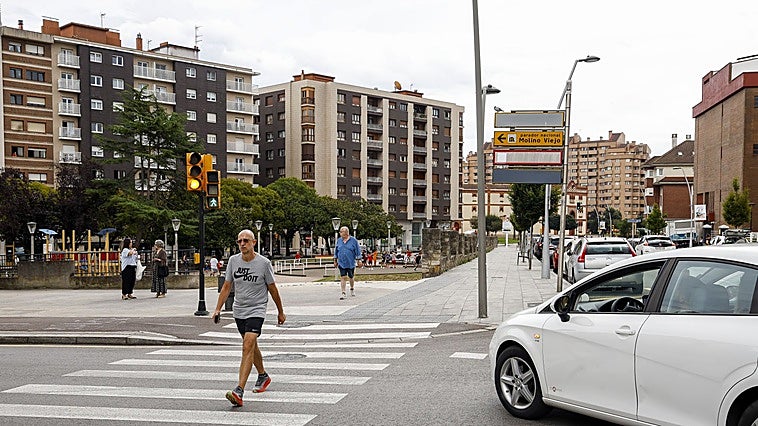 Cambios en 274 cruces y esperas un 30% más largas: así afectará a Gijón la nueva normativa estatal de semáforos