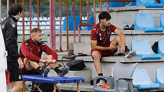Santi Franco se cae de la convocatoria del Real Avilés por lesión