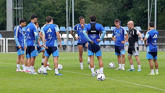 Entrenamiento del Real Oviedo, en imágenes