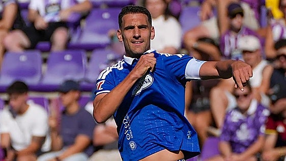 Dani Calvo, jugador del Real Oviedo: ««No podemos arrugarnos; queremos que la victoria llegue porque hayamos hecho un gran partido»