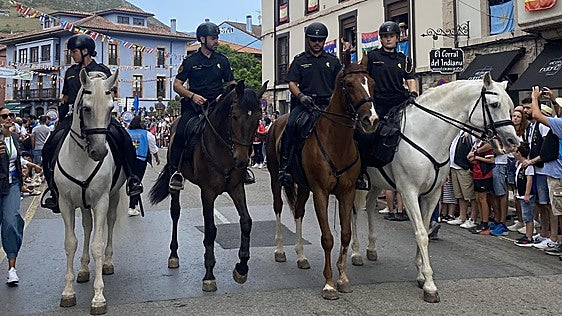 La Guardia Civil en el Descenso del Sella: la salvaguarda del universo del Tritón
