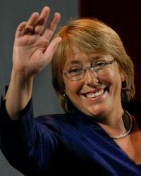 Bachelet afirma que "fui víctima del odio y he dedicado mi vida a revertir ese odio"