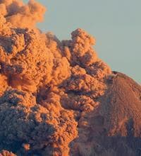 El volcán Merapi se cobra sus dos primeras víctimas