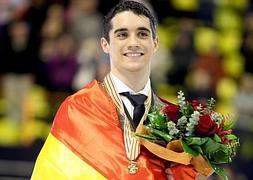 Javier Fernández celebra su triunfo. / Efe