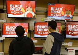 El 'Black Friday' hace furor en Estados Unidos. / Kevork Djansezian (Reuters)