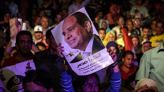 Partidarios de Al Sisi, en una manifestación en El Cairo. 