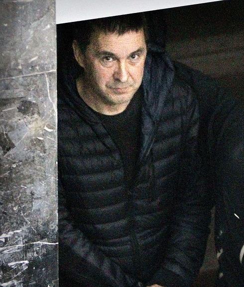 Otegi es trasladado durante un permiso. 