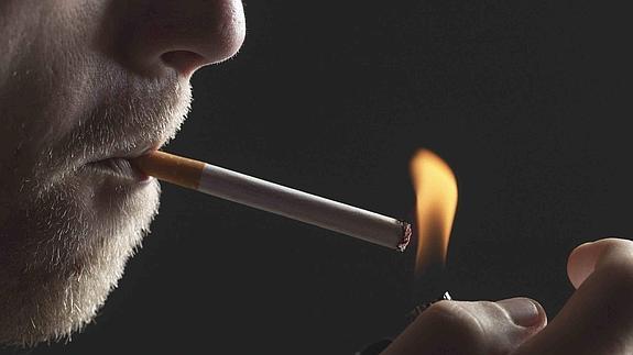 Fumar perjudica seriamente la salud dental