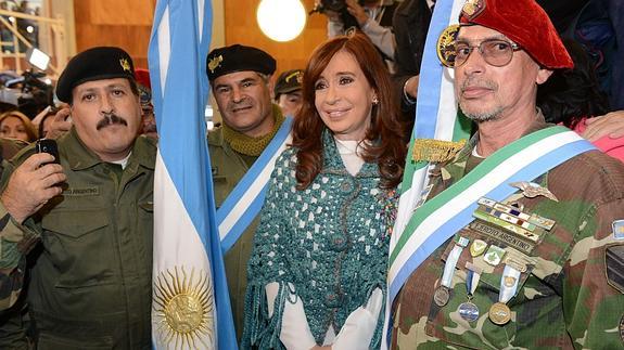 La presidenta Cristina Fernández, mientras participa en un acto en memoria de los caídos en la guerra de las Malvinas. 