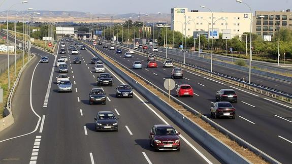 Circulación en la A-2, a su paso por Madrid.