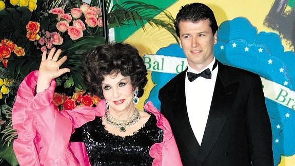 Gina Lollobrigida y Javier Rigau, en 2011.