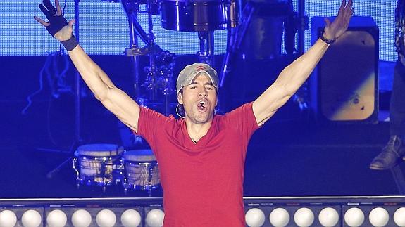 El cantante español Enrique Iglesias durante una gira por México.