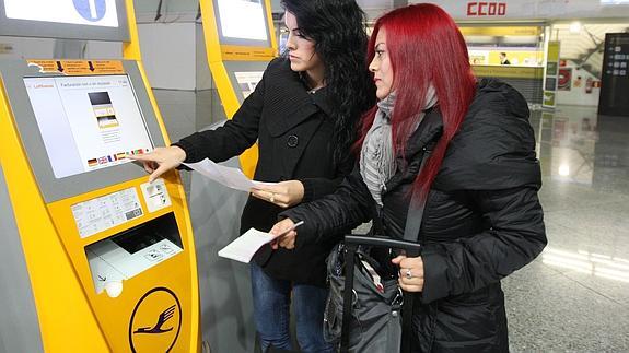 Los usuarios siguen prefiriendo el 'check-in' tradicional.