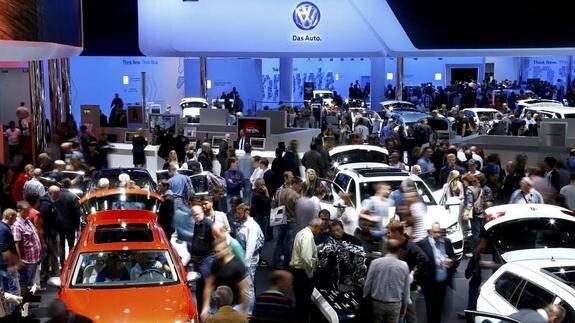 Exposición de vehículos Volkswagen. 