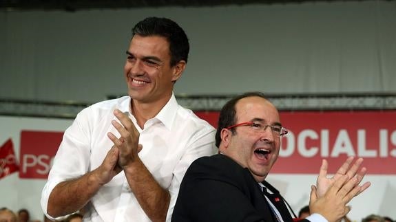 Pedro Sánchez y Miquel Iceta. 