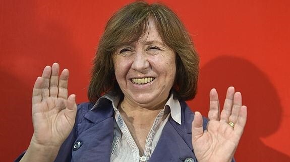 La escritora bielorrusa Svetlana Alexievich.
