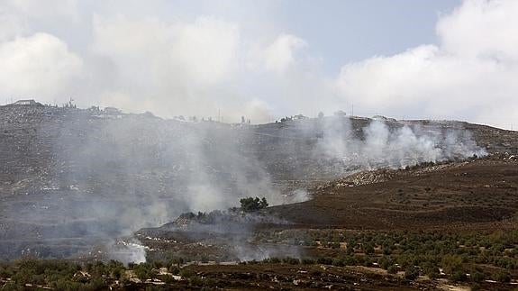 Varios incendios tras los distrubios entre colonos israelíes y granjeros palestinos en Nablús.