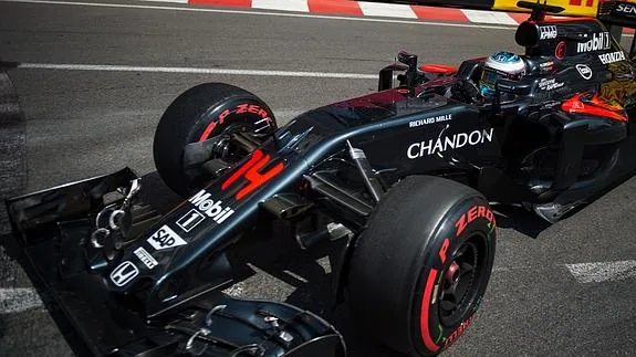 El piloto español, Fernando Alonso, durante la sesión de clasificación.