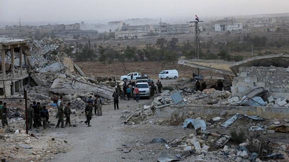Soldados sirios en las cercanías de Alepo.