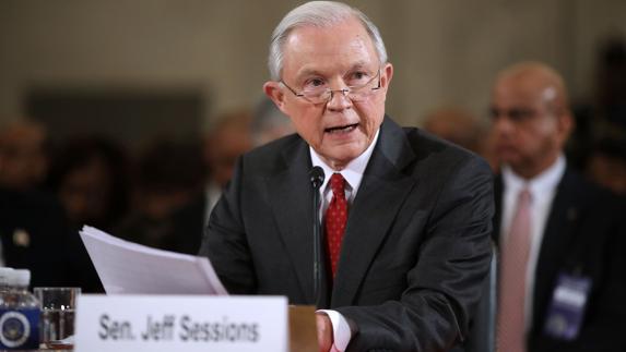 El senador republicano Jeff Sessions.