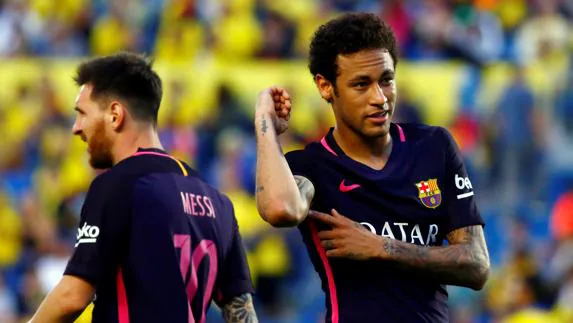 Neymar celebra el cuarto gol. 